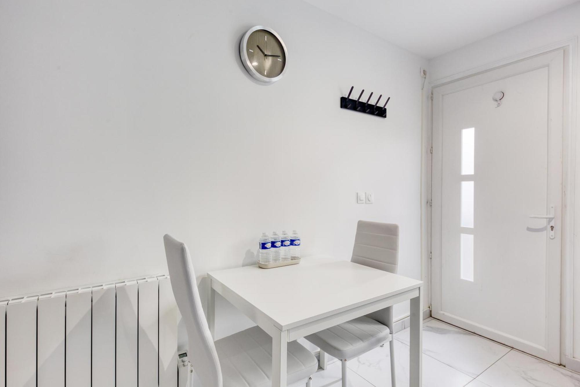 Appartement - 4 Personnes - Parking Prive - Metro 7 - Rer B La Courneuve Zewnętrze zdjęcie