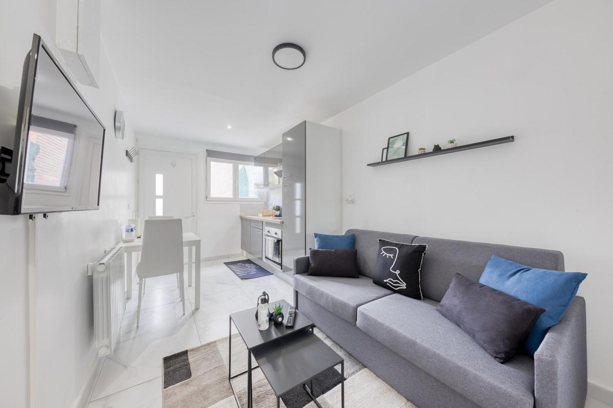 Appartement - 4 Personnes - Parking Prive - Metro 7 - Rer B La Courneuve Zewnętrze zdjęcie