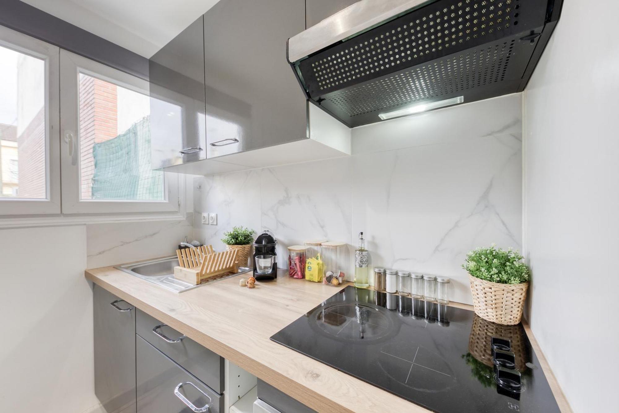 Appartement - 4 Personnes - Parking Prive - Metro 7 - Rer B La Courneuve Zewnętrze zdjęcie